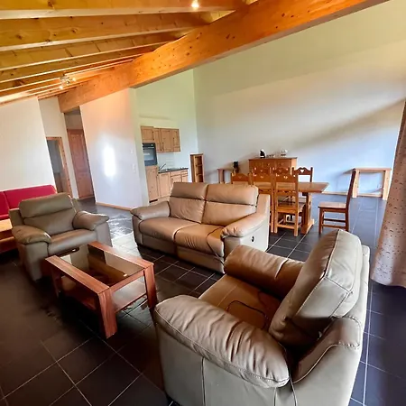 Mountain River Apartment