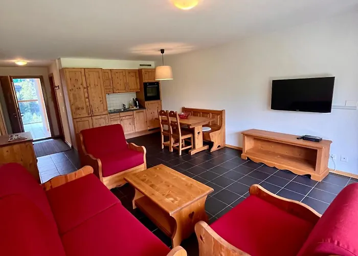 Mountain River Apartament 4*